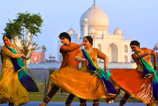 taj-mahotsav
