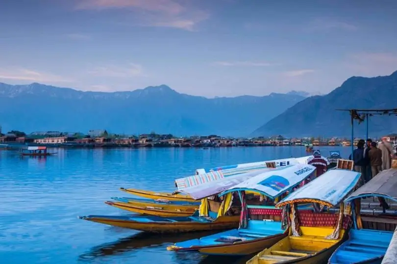 Kashmir Valley and North India Tour | 12 Days Srinagar, Gulmarg & Pahalgam Holiday