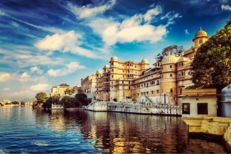 15 Days Rajasthan & Gujarat Heritage Tour with Royal Palaces and Cultural Cities